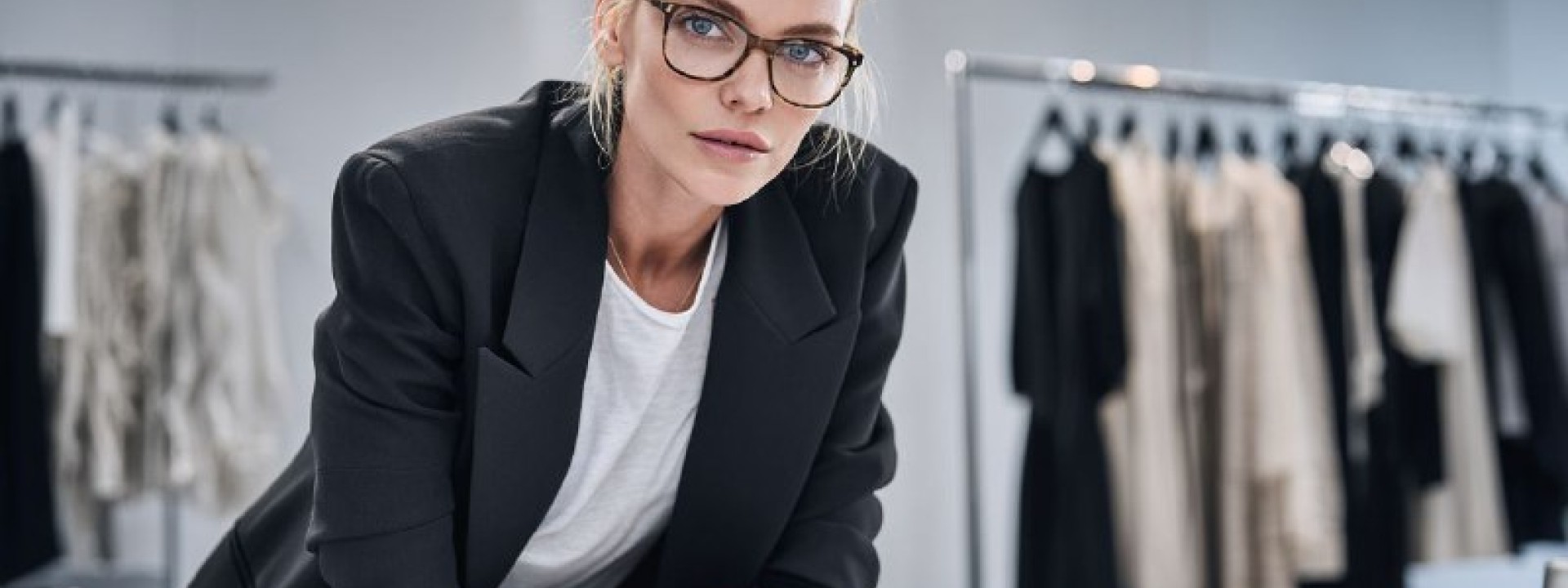 Ткани для пошива одежды в ателье-магазине