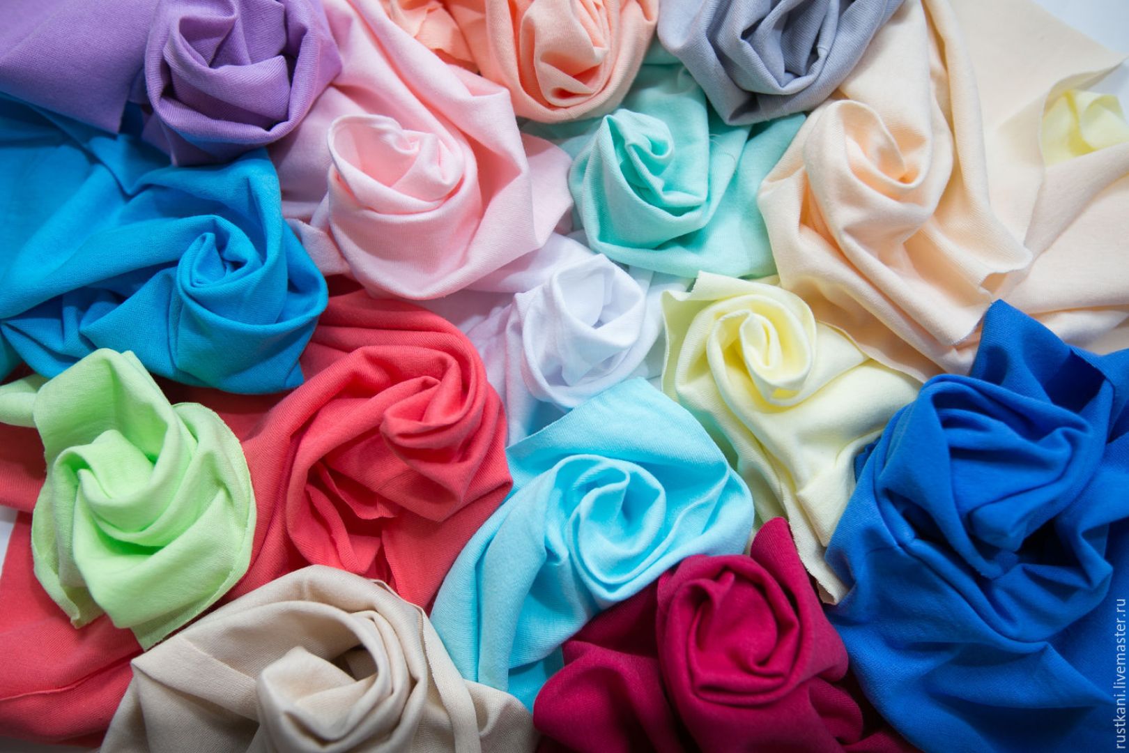 Для пошива одежды