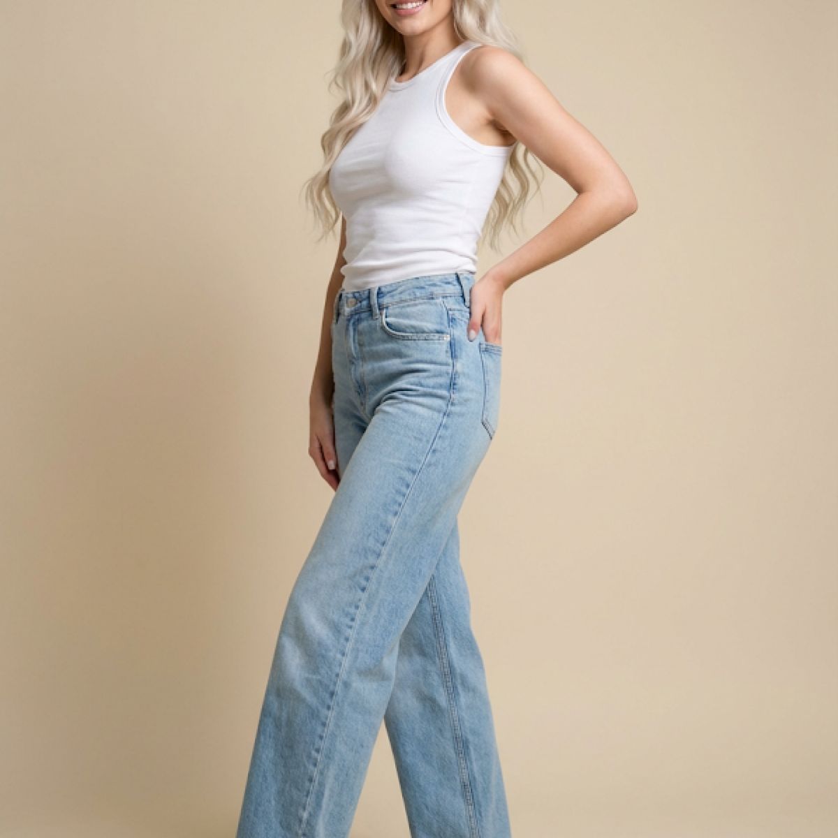 Джинсы женские